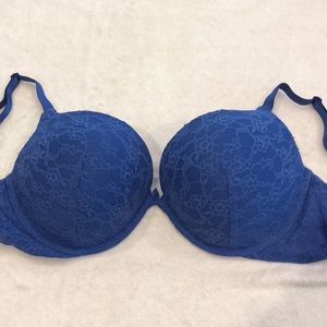 Victoria Secret Lace Push Up 36DD bra